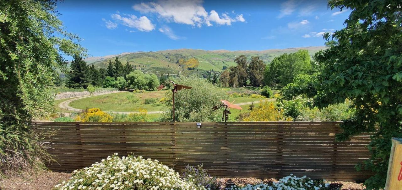 Roxburgh Clutha Gold Top 10 Holiday Park Exterior photo