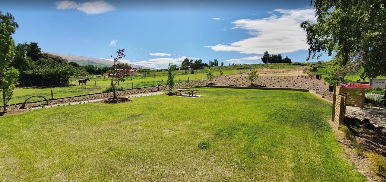 Roxburgh Clutha Gold Top 10 Holiday Park Exterior photo