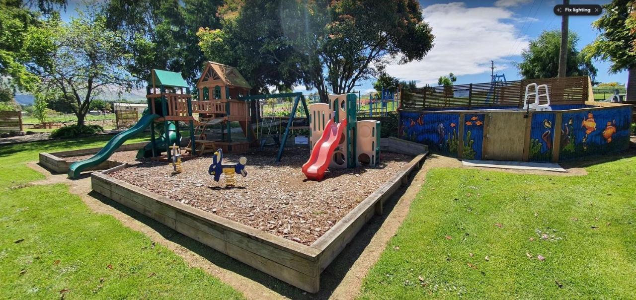 Roxburgh Clutha Gold Top 10 Holiday Park Exterior photo
