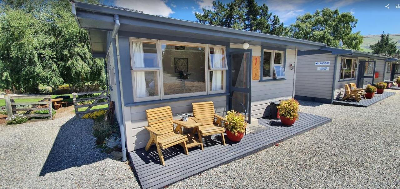 Roxburgh Clutha Gold Top 10 Holiday Park Exterior photo