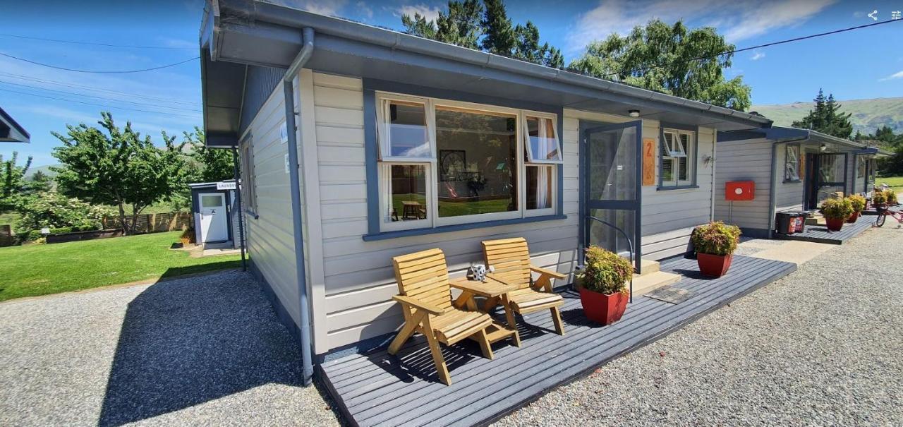 Roxburgh Clutha Gold Top 10 Holiday Park Exterior photo